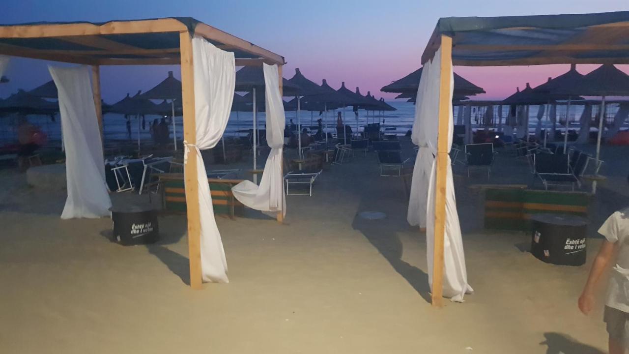 Arteg Apartments Durres Bagian luar foto